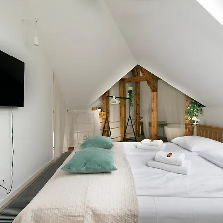 Duplex In The Center Of *